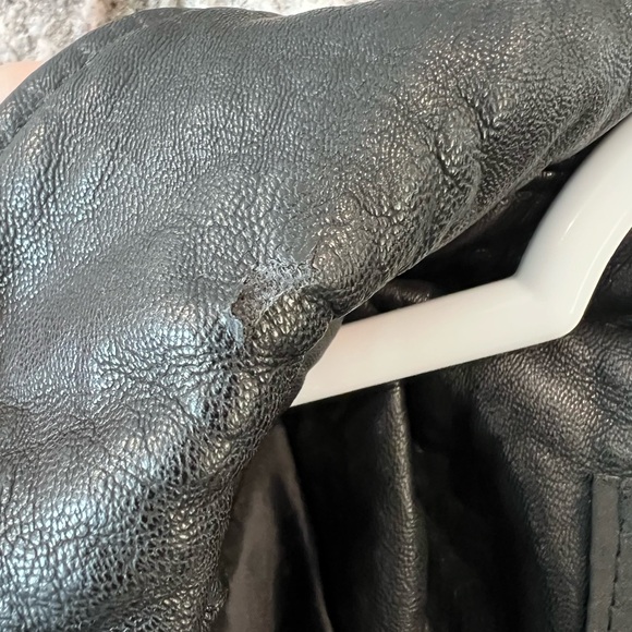 Mossimo Faux Leather Jacket - women’s size XL - black - Picture 7 of 8